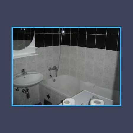 Apartman *